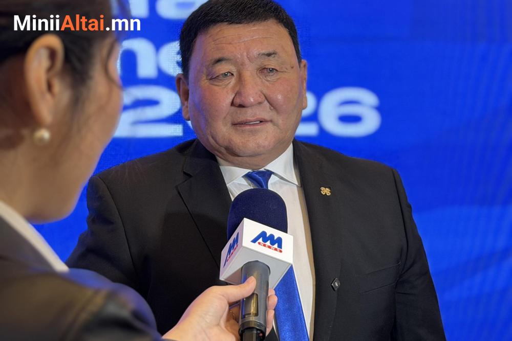 Говь-Алтай аймгийн Ардчилсан Намын даргаар Г.Чинбат улиран сонгогдлоо.