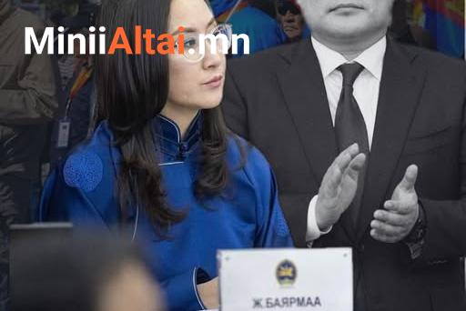 УИХ-ын гишүүн Ж.Баярмаа: Туулын хурдны замын булхай луйвартай иргэд өчнөөн хоног ажил, амралтаа хасан чадахаараа тэмцэж байгаа.  Яг зэрэгцээд Л.Оюун-Эрдэнийн хүмүүс жагсаалаа бүр баяжуулаад сугалаатай болгоод гараад ирцгээж байгаа нь санамсаргүй давхцал м